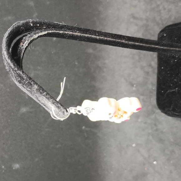 Hand Crafted Cream and Brown Cluster Earrings - Picture 3 of 4